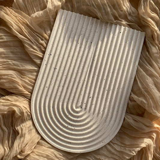 Arch Tray